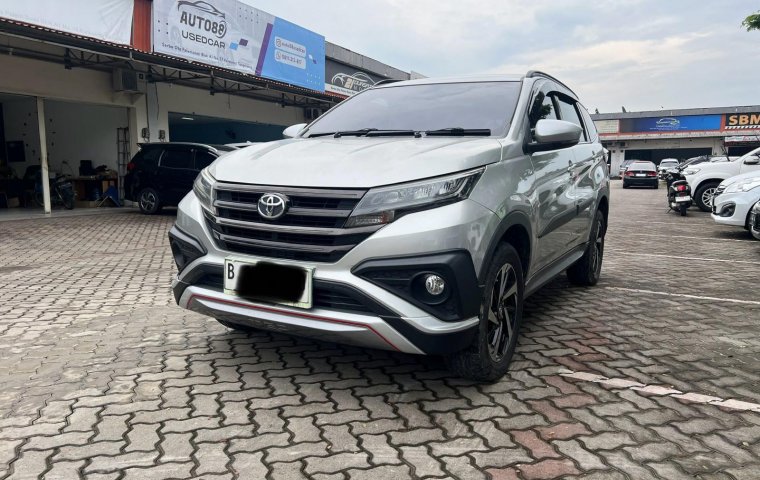 Toyota Rush S TRD Sportivo 2018 AT Silver Istimewa Km 38rb