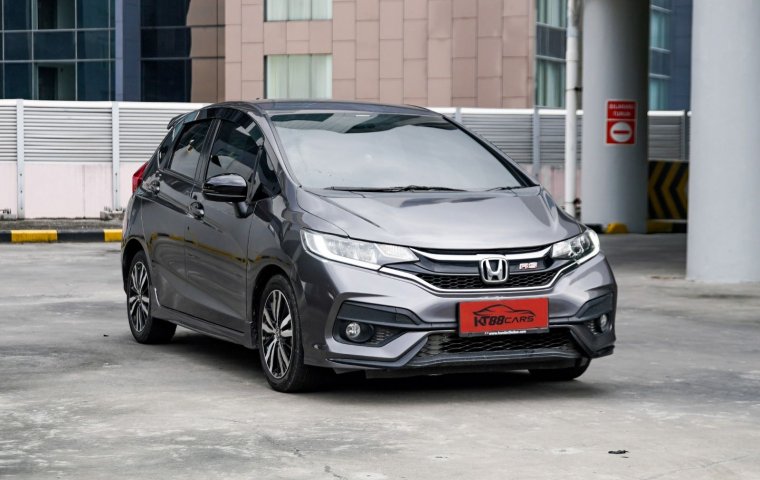 Honda Jazz RS 2018 Abu-abu