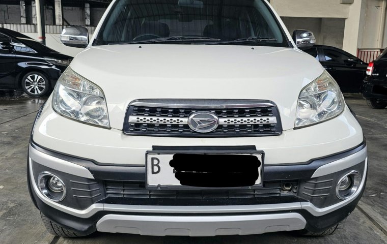 Daihatsu Terios TX Adventure AT ( Matic ) 2014 Putih Km 89rban plat bekasi
