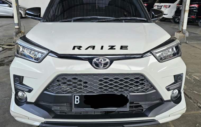 Toyota Raize GR Sport Turbo 1.0 AT ( Matic ) 2021 Putih Hitam Km Low 21rban Good Condition