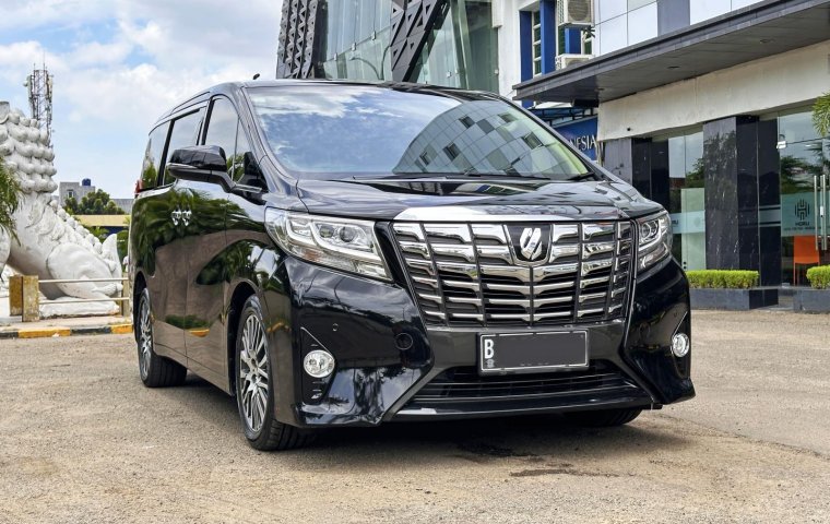 Toyota Alphard 2.5 X A/T 2015 Dp ceper new mdl siap TT