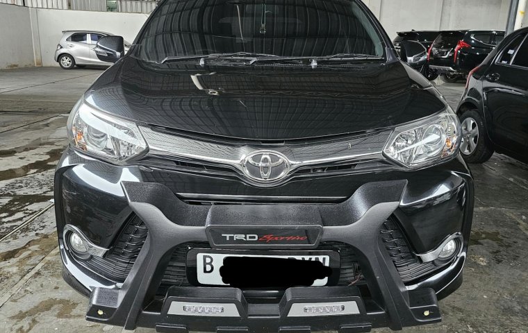 Toyota Avanza Veloz 1.5 MT ( Manual ) 2018 Hitam Km Antik Low 8rban Plat Jakarta barat