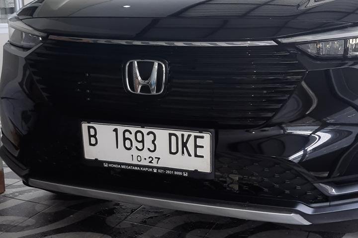 Honda HR-V 1.5L E CVT 2022  - Beli Mobil Bekas Murah