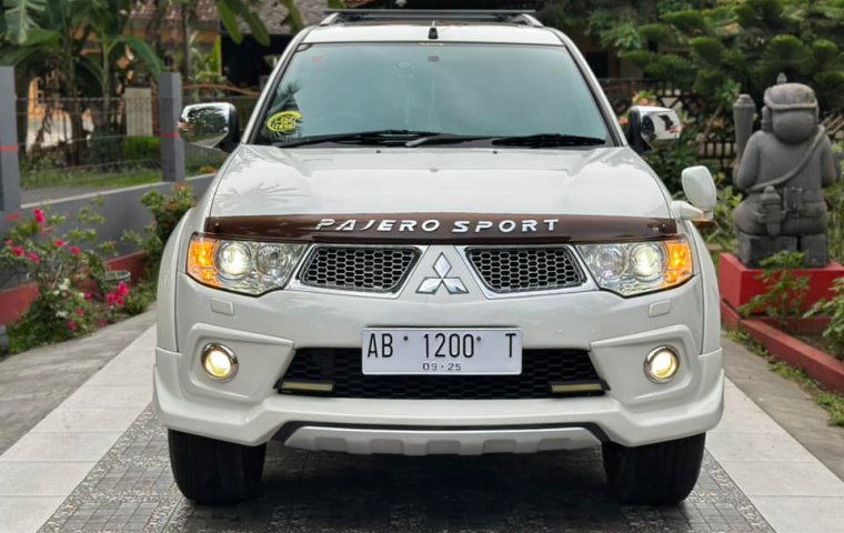 Mitsubishi Pajero Sport Dakar 2.4 Automatic 2013 Limited