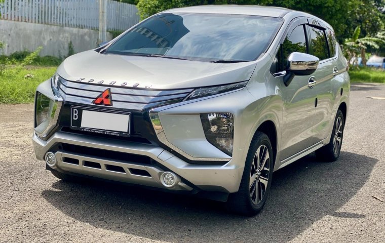 Mitsubishi Xpander Ultimate A/T 2019 Silver