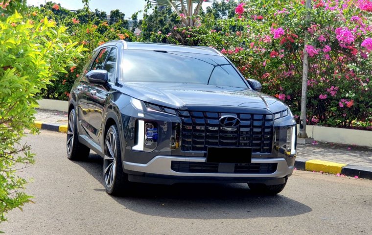 KM 6rb ! Hyundai Palisade Signature 2.2D At Facelift 2023 Abu-abu