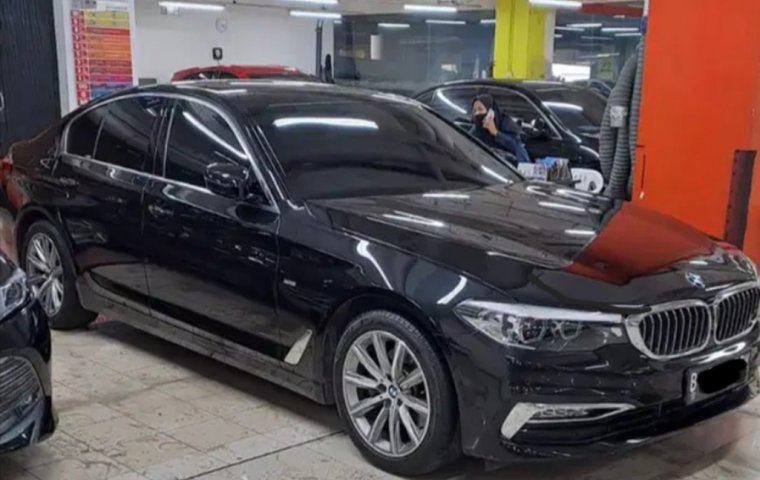 2018 BMW 5 Series 520i Luxury Sedan G30 Tangan Satu Km 13rb Record Service ATPM Pkt Kredit TDP 159jt