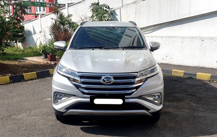 Daihatsu Terios R A/T Deluxe 2019 silver km 15ribuan cash kredit proses bisa dibantu