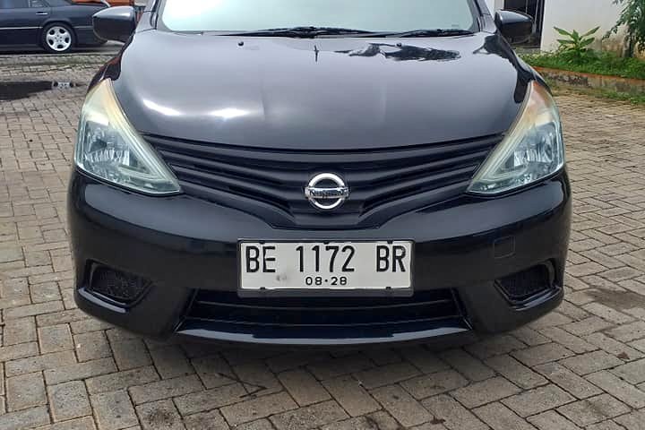 Nissan Grand Livina SV 2013 pajak on