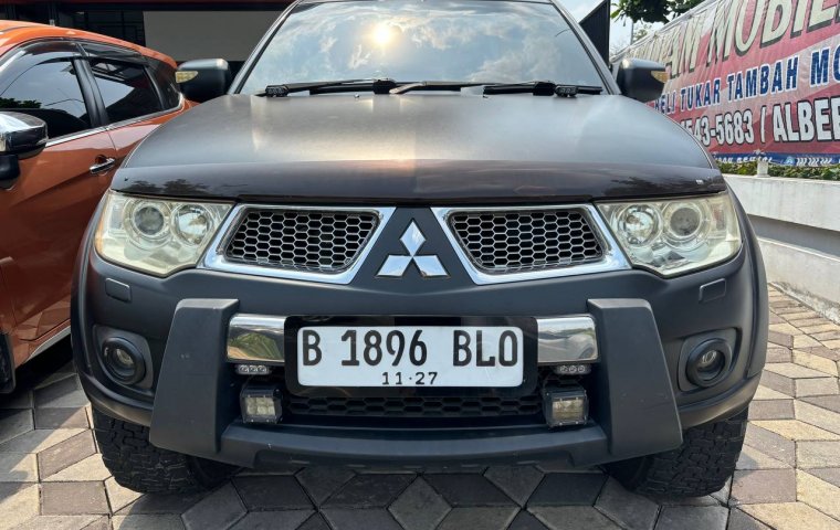 Mitsubishi Pajero Sport Dakar Matic Tahun 2011 Kondisi Mulus Terawat Istimewa