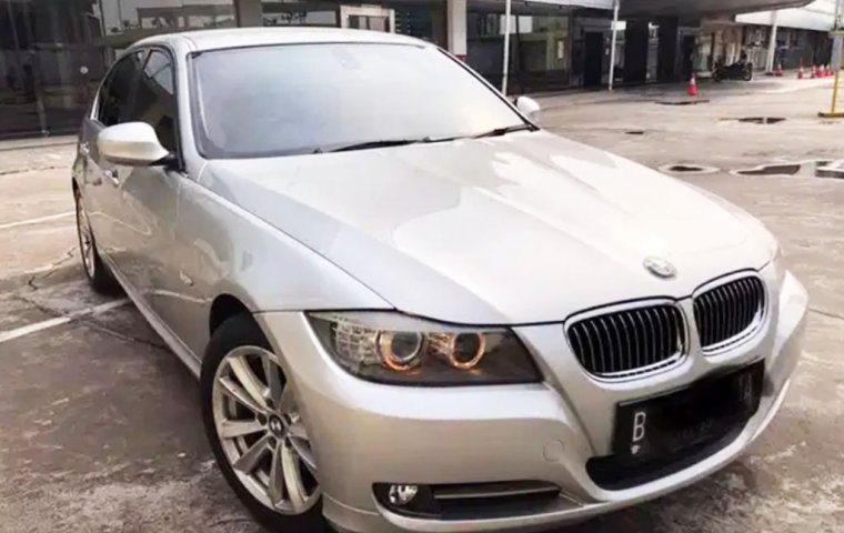 2012 BMW 320i LCI E90 Last Edition Km63rb Rawatan ATPM iDrive Elect Seat R/L Jok Kulit KREDIT DP43jt