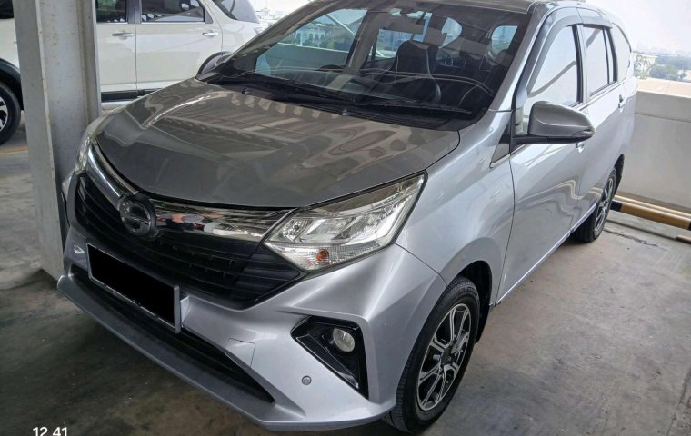  TDP (10JT) Daihatsu SIGRA R DELUXE 1.2 AT 2019 Silver 