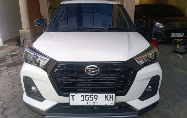 Promo Daihatsu Rocky 1.2 X ADS CVT 2023 Putih *code59KH