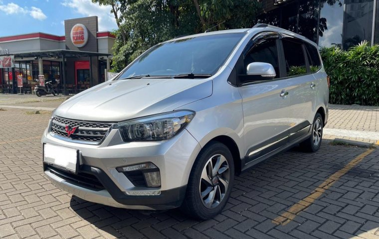 Wuling Confero S 1.5L Lux Plus MT 2018 Silver