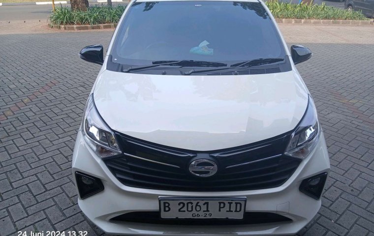 Promo Daihatsu Sigra 1.2 R MT 2024 Putih *code61PID