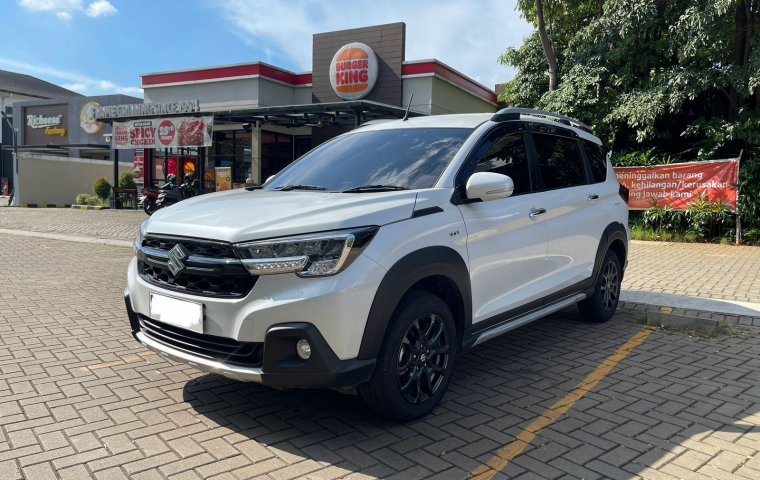 Suzuki XL7 Beta Hybrid AT Matic 2023 Putih