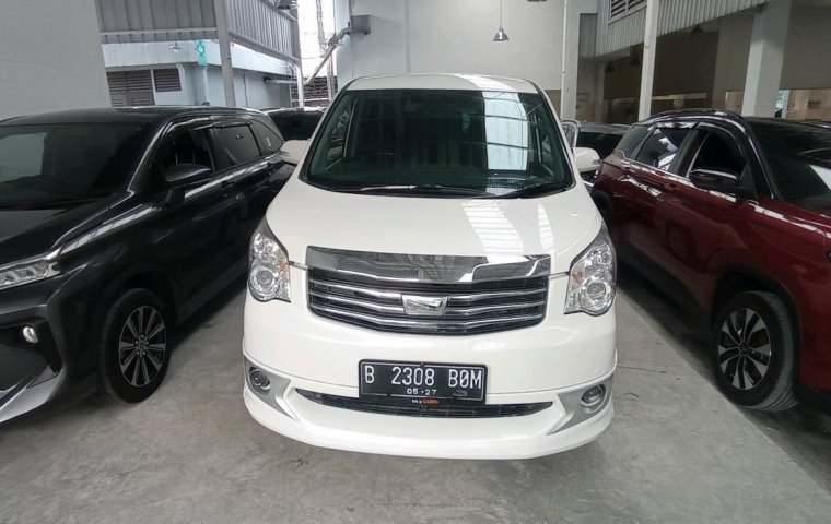 Toyota NAV1 V Limited 2.0 AT 2016