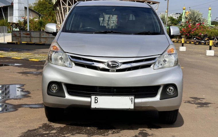 Daihatsu Xenia 1.3 R MT 2014 dp 9jt pake motor