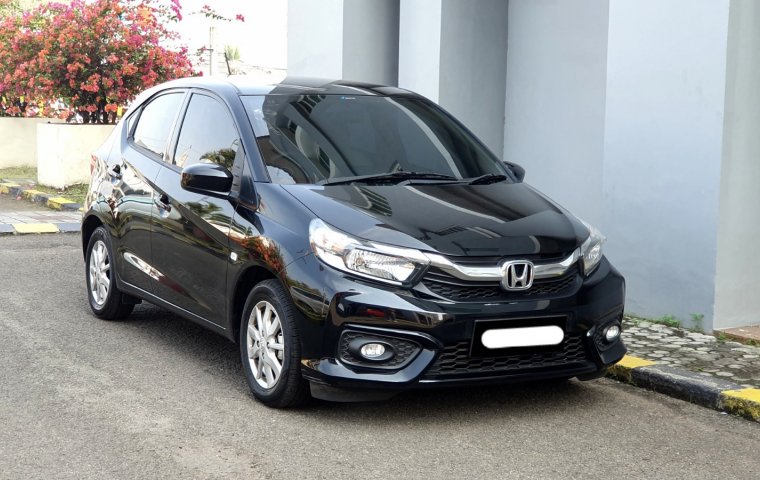 Honda Brio E CVT 2022 hitam km 10rb matic pajak panjang cash kredit proses bisa dibantu