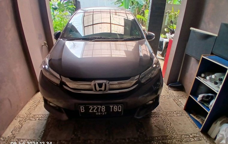 Promo Honda Mobilio E MT 2017 Abu-abu *code78TOQ