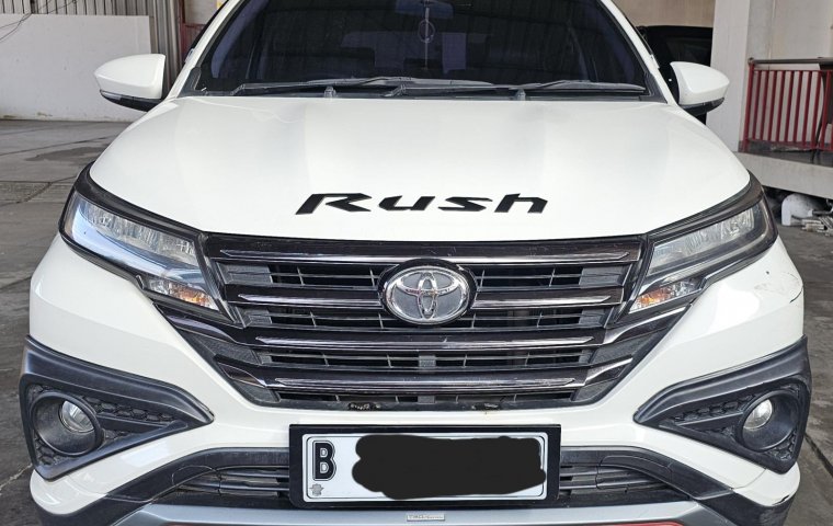 Toyota Rush TRD Sportivo A/T ( Matic ) 2018 Putih Tangan 1 Pajak Panjang Good Condition