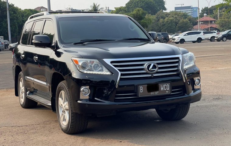 GOOD CONDITION LEXUS LX570 AT HITAM 2012