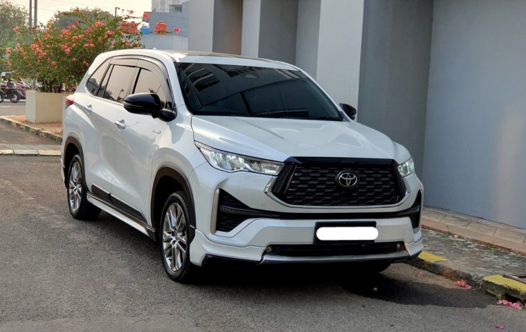 Toyota Kijang Innova Zenix Hybrid 2023 putih sunroof cash kredit proses bisa dibantu