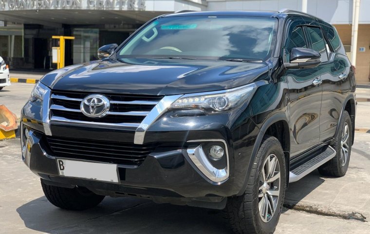 Toyota Fortuner 2.4 VRZ AT 2018