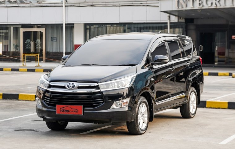 Toyota Kijang Innova V 2019 Hitam