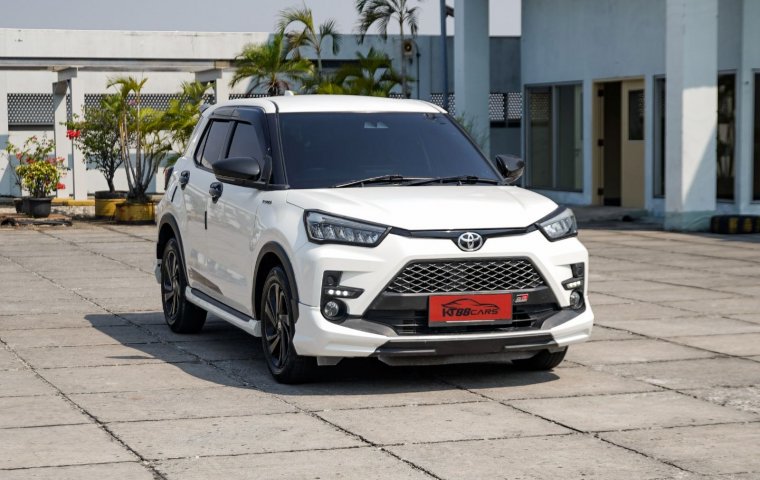 Toyota Rush GR tss A/T 2022 Putih