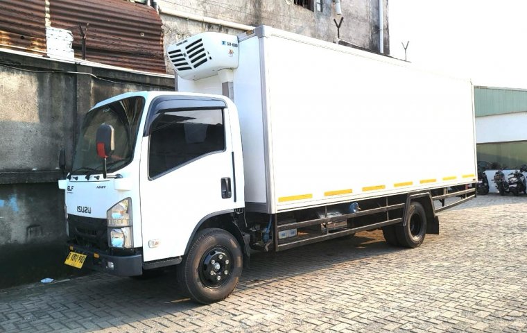 -20C reg 2023 MURAH CDD LONG NMR Isuzu elf box freezer 2022 frozen bok