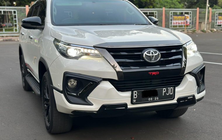 TOYOTA FORTUNER VRZ TRD AT PUTIH 2020 GOOD CONDITION SIAP PAKAI