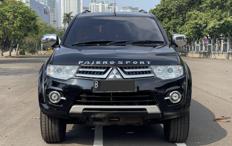 Mitsubishi Pajero Sport Exceed 2015 Hitam