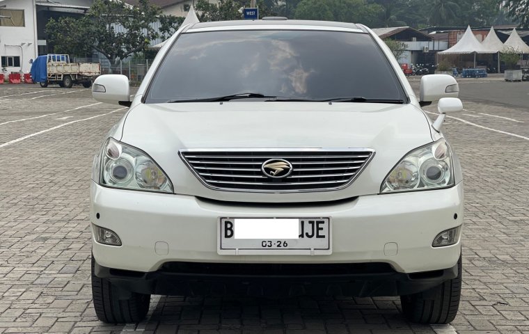 Toyota Harrier L Premium 2011