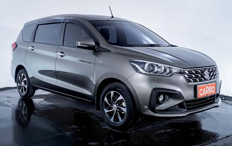 Suzuki Ertiga 1.5 GX Hybrid MT 2022 Abu-abu