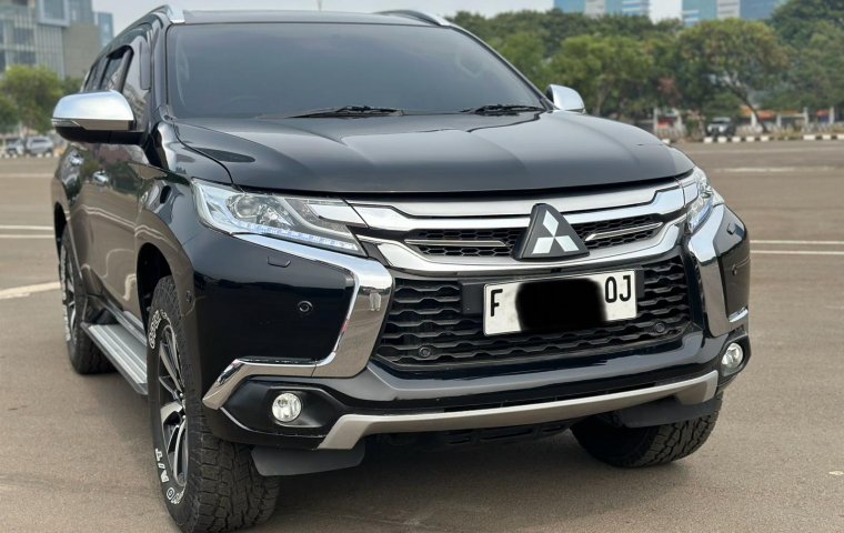 MITSUBISHI PAJERO DAKAR 4X4 AT HITAM 2017 UNIT SIAP PAKAI