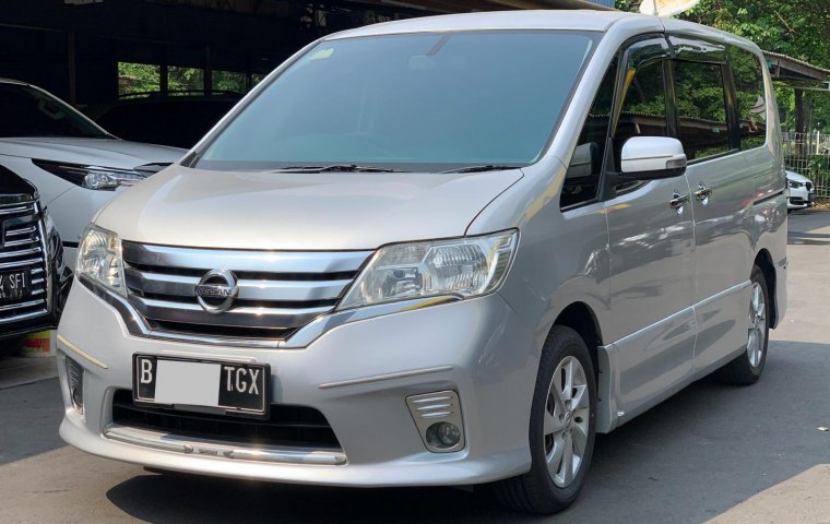 Nissan Serena Highway Star 2013