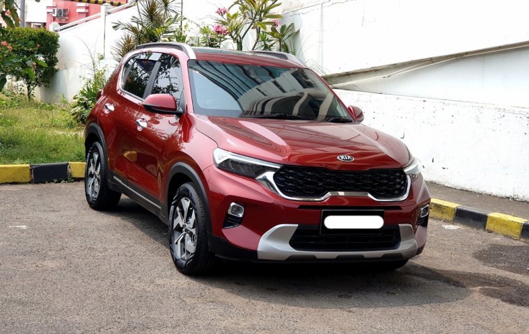 Kia Sonet Premiere 2021 sunroof audibose dp 35 jt merah km 37ribuan cash kredit proses bisa dibantu