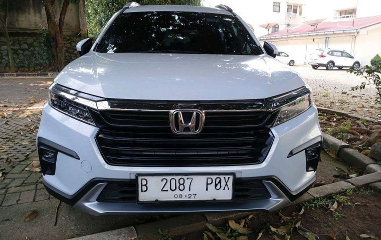 Promo BR-V Prestige CVT Sensing 2022 Putih *code87POX