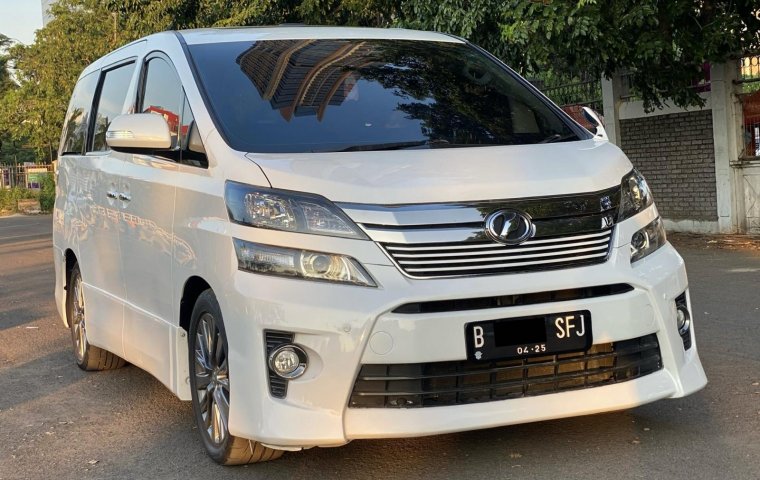 VELLFIRE Z GOLDEN EYE AT PUTIH 2015