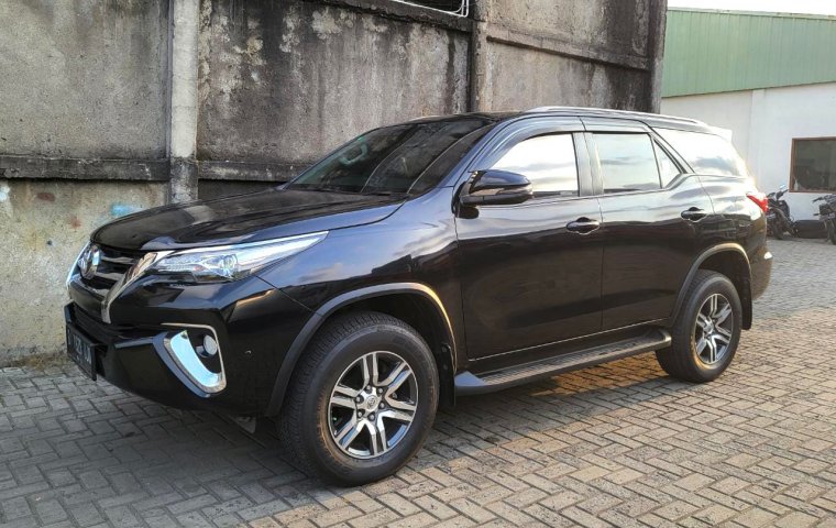 cash murah 2.4G Toyota Fortuner 2.4 G 2018