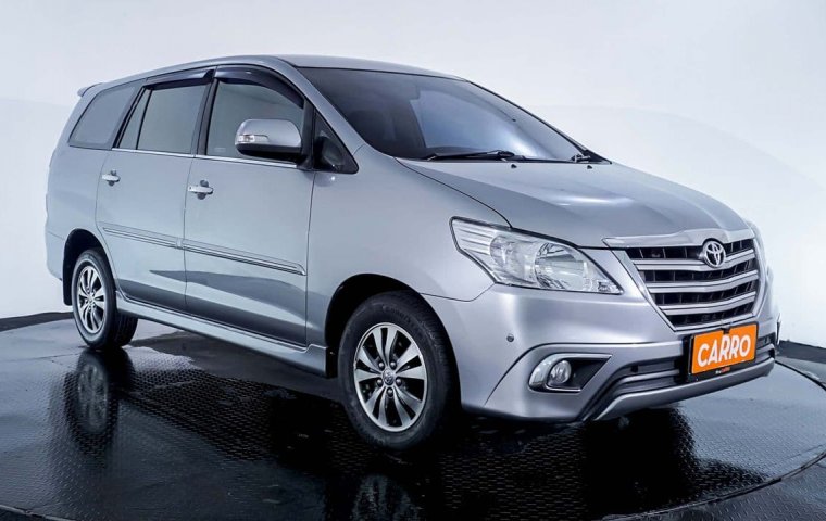 JUAL Toyota Innova 2.5 V AT Diesel 2015 Silver