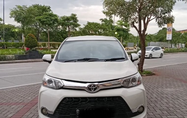 Toyota Avanza 1.5 AT 2015 Putih