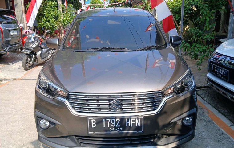 Promo Suzuki Ertiga GL MT 2022 Abu-abu *code92HFN