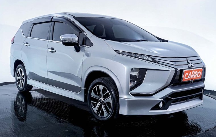 JUAL Mitsubishi Xpander Ultimate AT 2018 Silver