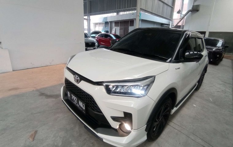 Toyota Raize 1.0T GR sport Matic 2021 DP 15 Juta