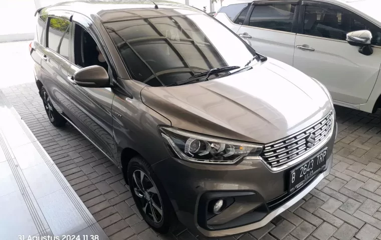 Suzuki Ertiga GX AT 2021 Abu-abu