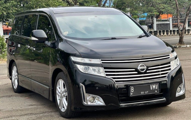 NISSAN ELGRAND HWS AT HITAM 2013 TERMURAH