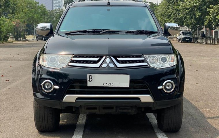 Mitsubishi Pajero Sport Dakar 2013 Hitam