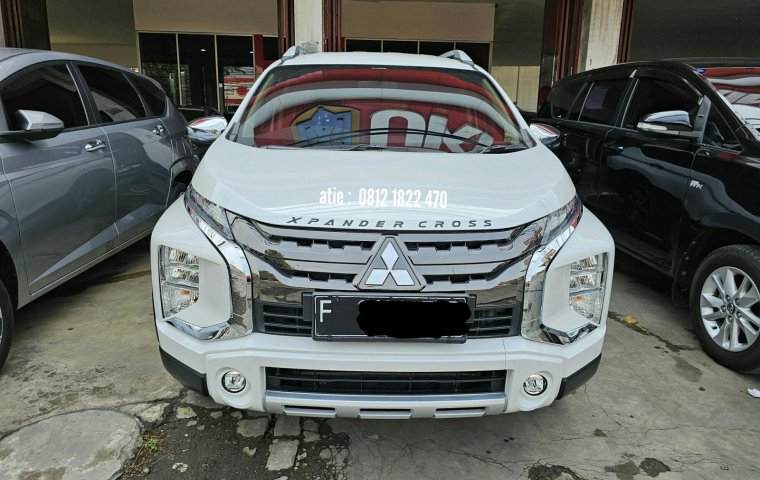 Mitsubishi Xpander Cross Premium AT ( Matic ) 2021 Putih Km  low 18rban Good Condition Siap Pakai